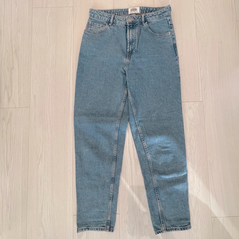 3/$14 Zara Mom Jeans